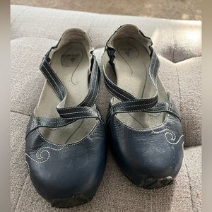 Ahnu Karma Latitude Navy